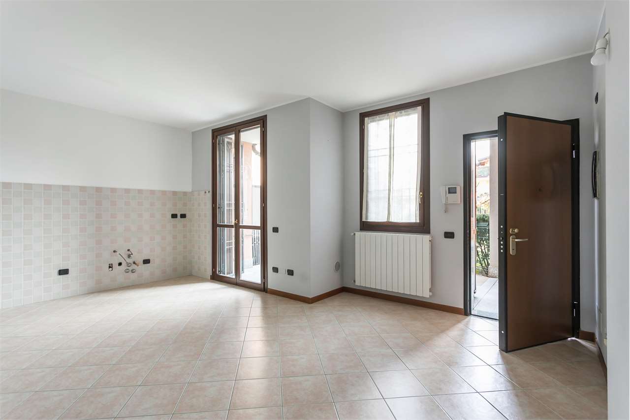 VENDITA 2 Locali, Roncello, 128.000 Euro