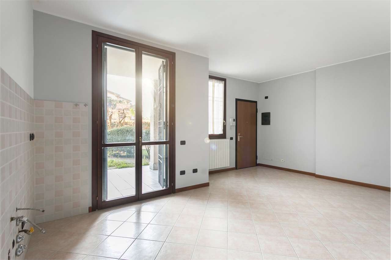 VENDITA 2 Locali, Roncello, 128.000 Euro
