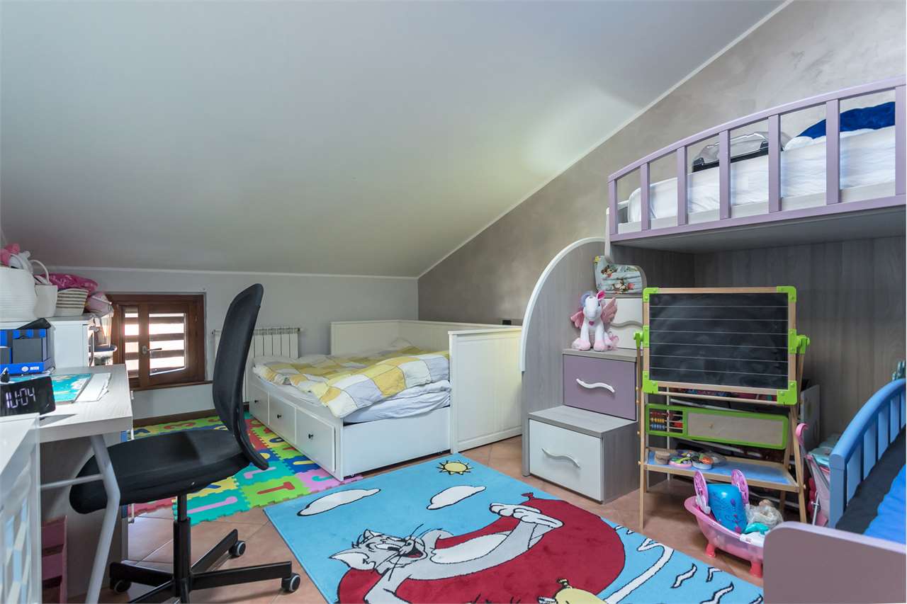 VENDITA 3 Locali, Cavenago di Brianza, 168.000 Euro
