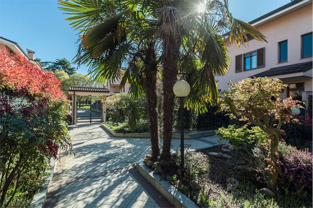 VENDITA 3 Locali, Cavenago di Brianza, 168.000 Euro