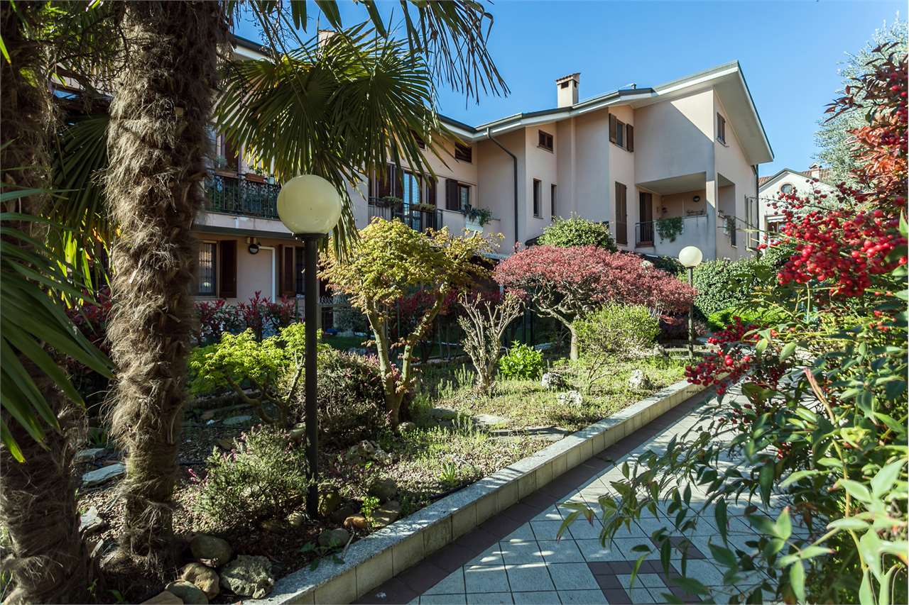 VENDITA 3 Locali, Cavenago di Brianza, 168.000 Euro