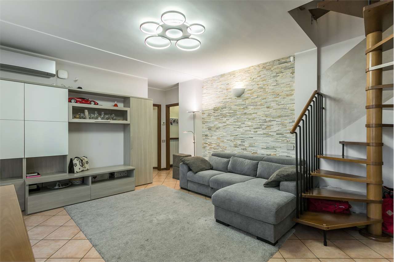 VENDITA 3 Locali, Cavenago di Brianza, 168.000 Euro