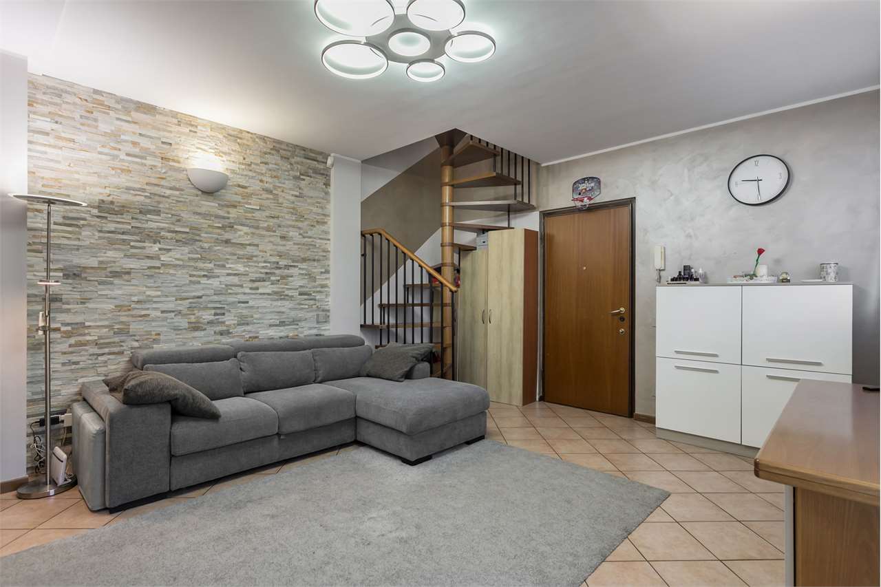 VENDITA 3 Locali, Cavenago di Brianza, 168.000 Euro