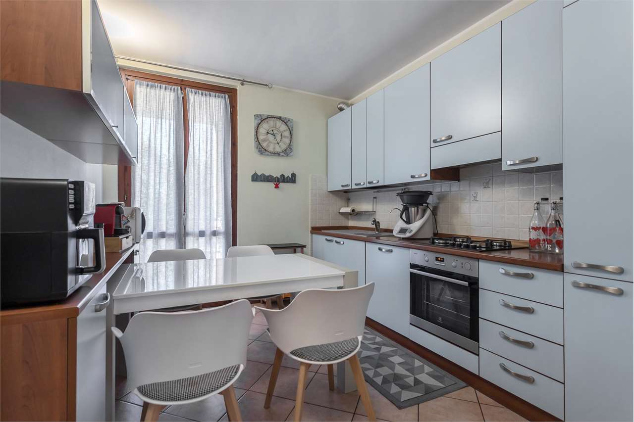 VENDITA 3 Locali, Cavenago di Brianza, 168.000 Euro