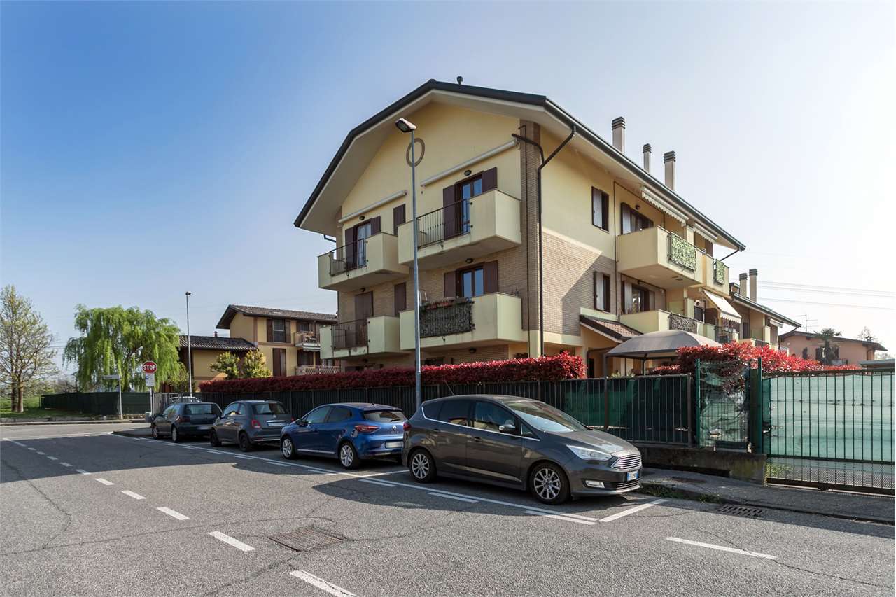 VENDITA 2 Locali, Roncello, 150.000 Euro