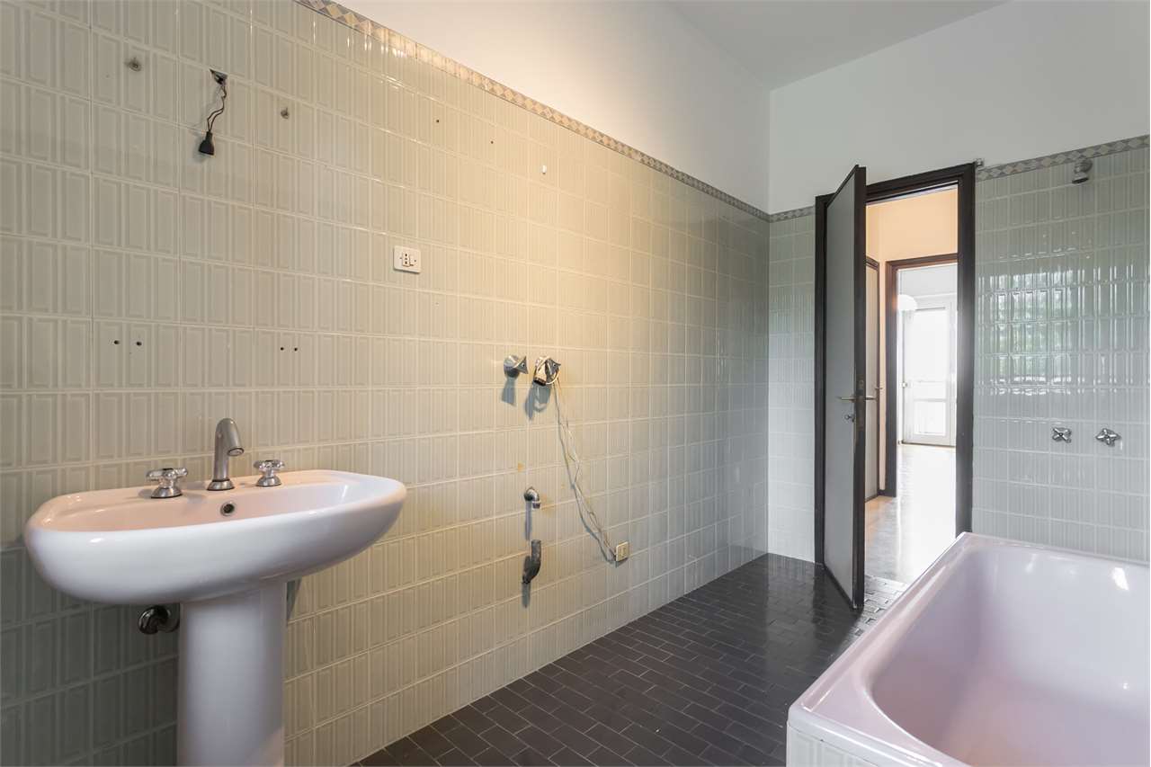 VENDITA 3 Locali, Brugherio, 210.000 Euro