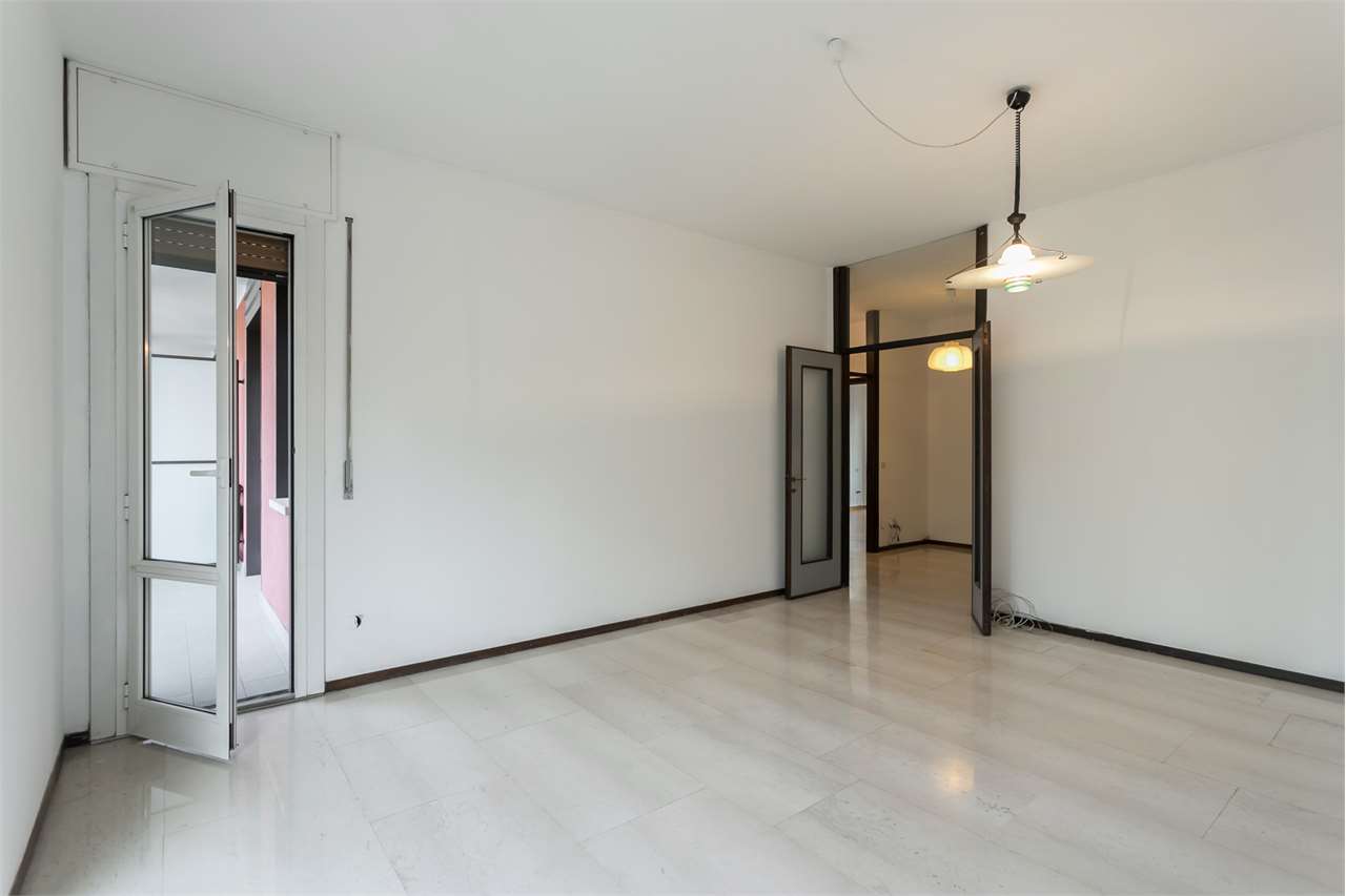 VENDITA 3 Locali, Brugherio, 210.000 Euro