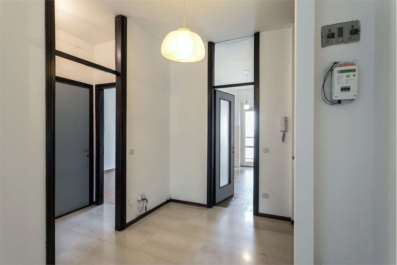 VENDITA 3 Locali, Brugherio, 210.000 Euro
