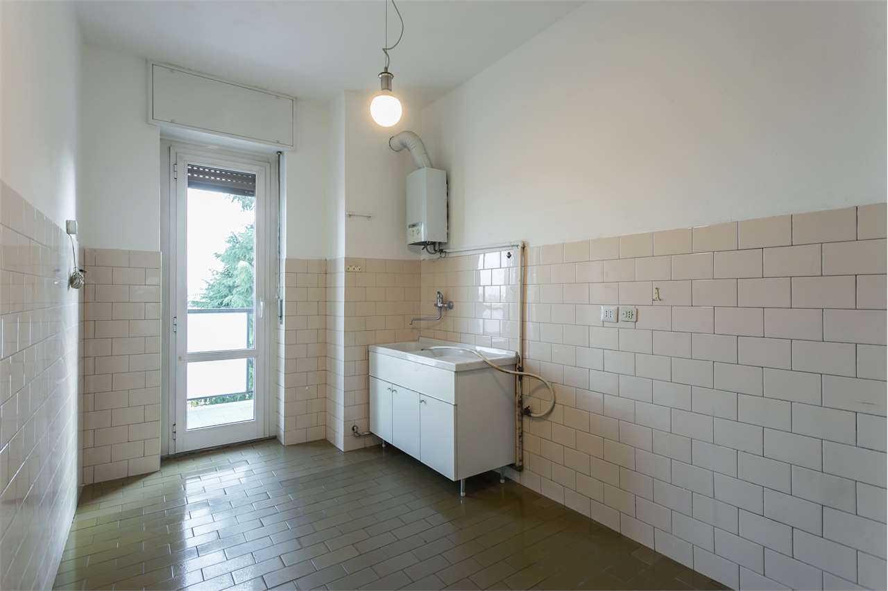 VENDITA 3 Locali, Brugherio, 210.000 Euro