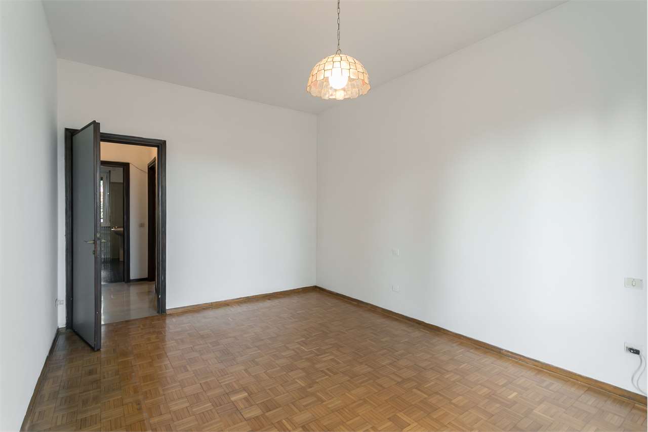 VENDITA 3 Locali, Brugherio, 210.000 Euro