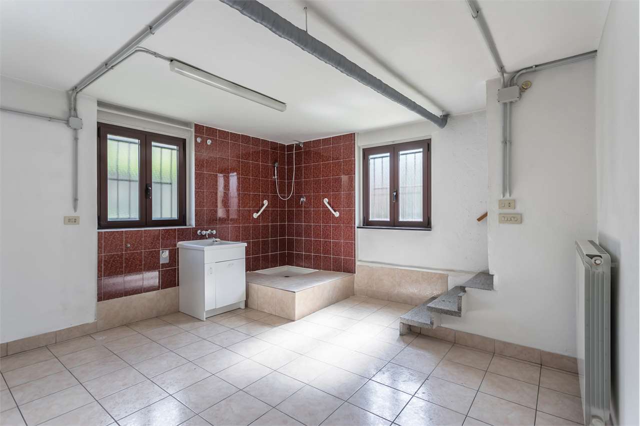 VENDITA Villa, Trezzano Rosa, 285.000 Euro