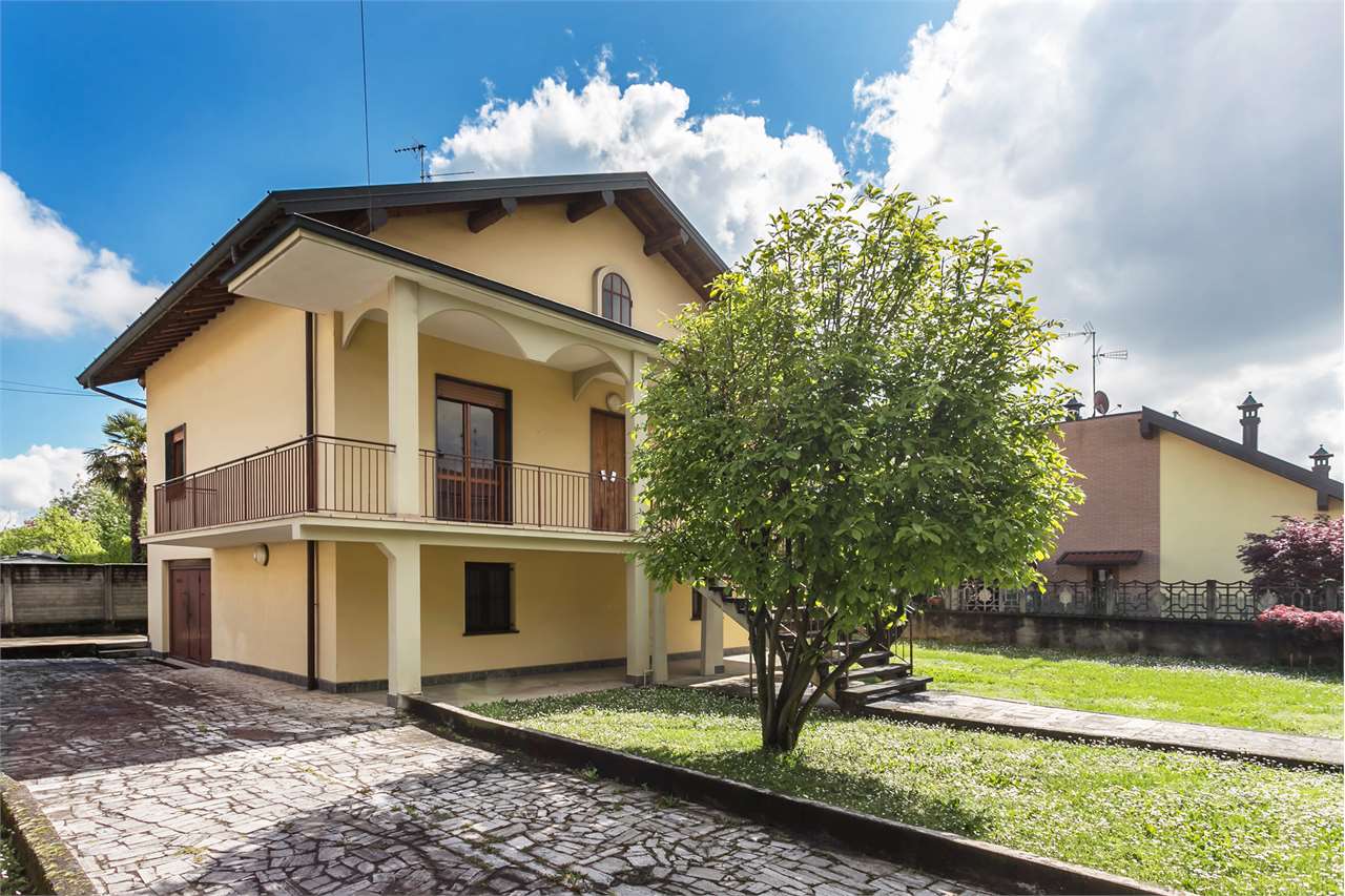 VENDITA Villa, Trezzano Rosa, 285.000 Euro