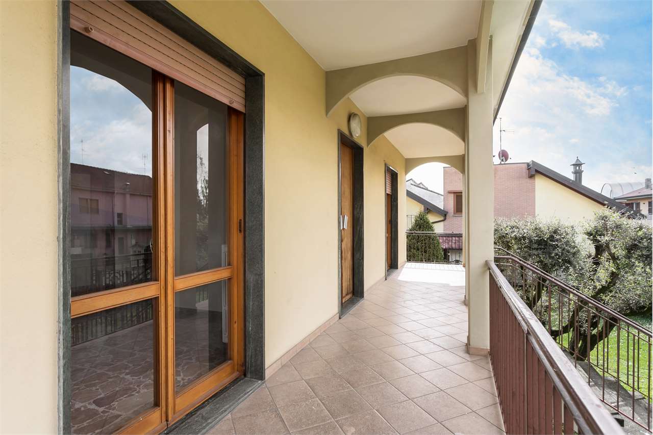 VENDITA Villa, Trezzano Rosa, 285.000 Euro
