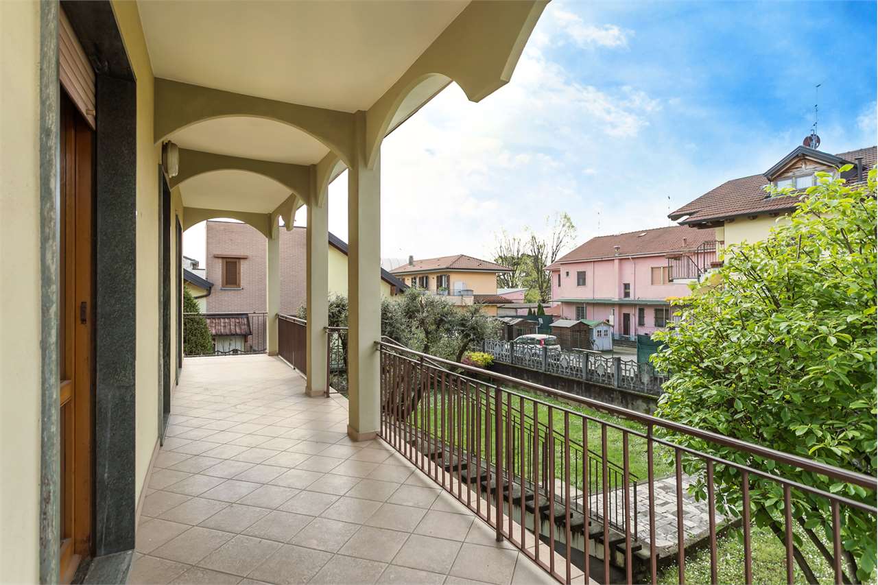 VENDITA Villa, Trezzano Rosa, 387.000 Euro