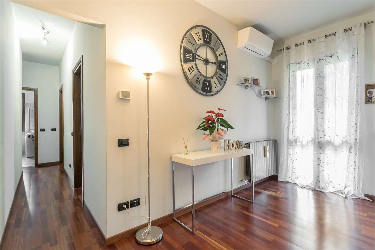 VENDITA 3 Locali, Pozzo d'Adda, 147.000 Euro