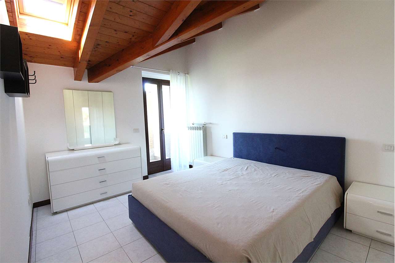 AFFITTO 2 Locali, Busnago, 600 Euro