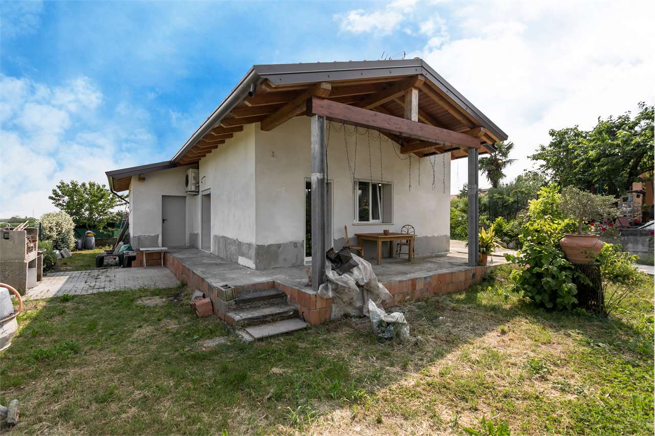 VENDITA Villa, Roncello, 378.000 Euro
