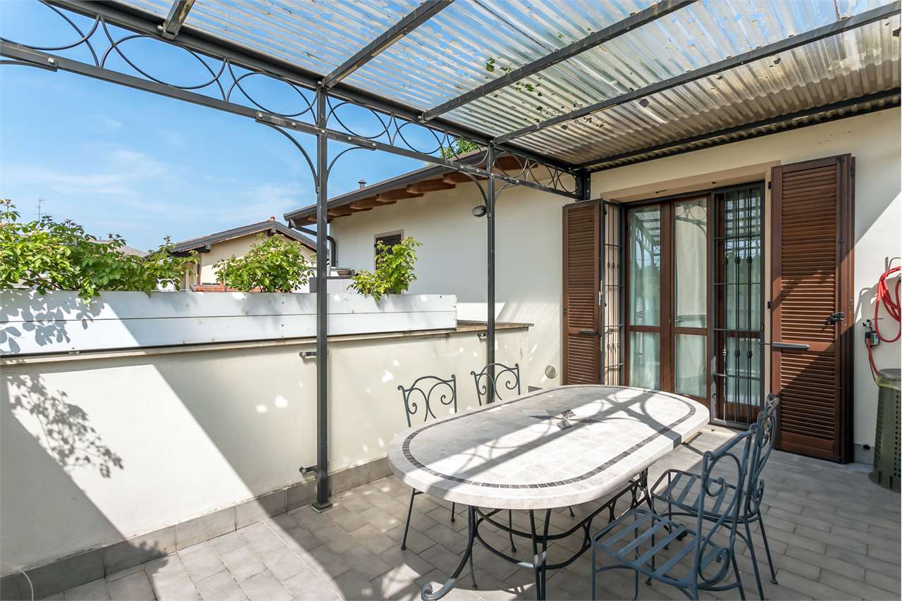 VENDITA 4 Locali, Trezzano Rosa, 365.000 Euro