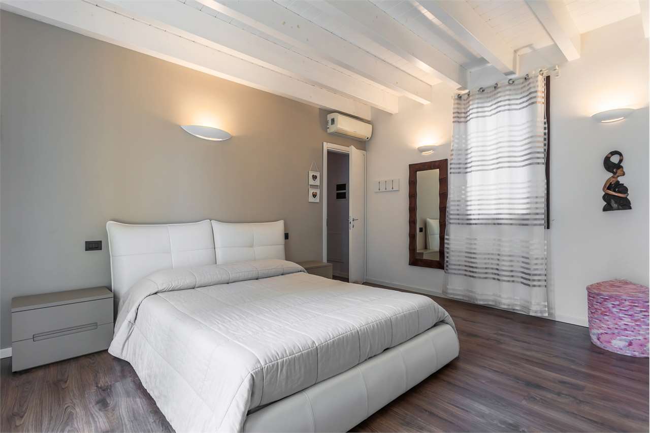 VENDITA 4 Locali, Trezzano Rosa, 365.000 Euro
