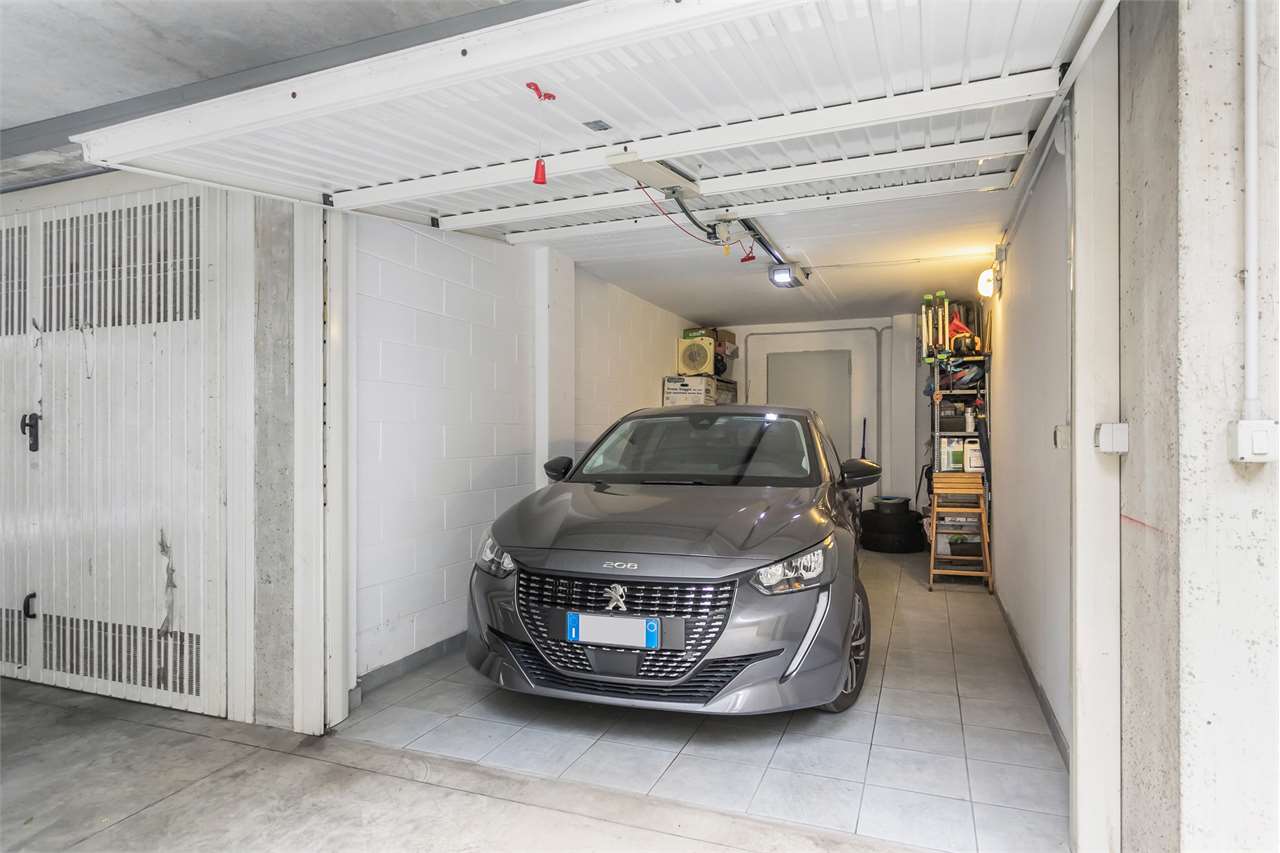 VENDITA 2 Locali, Mezzago, 145.000 Euro