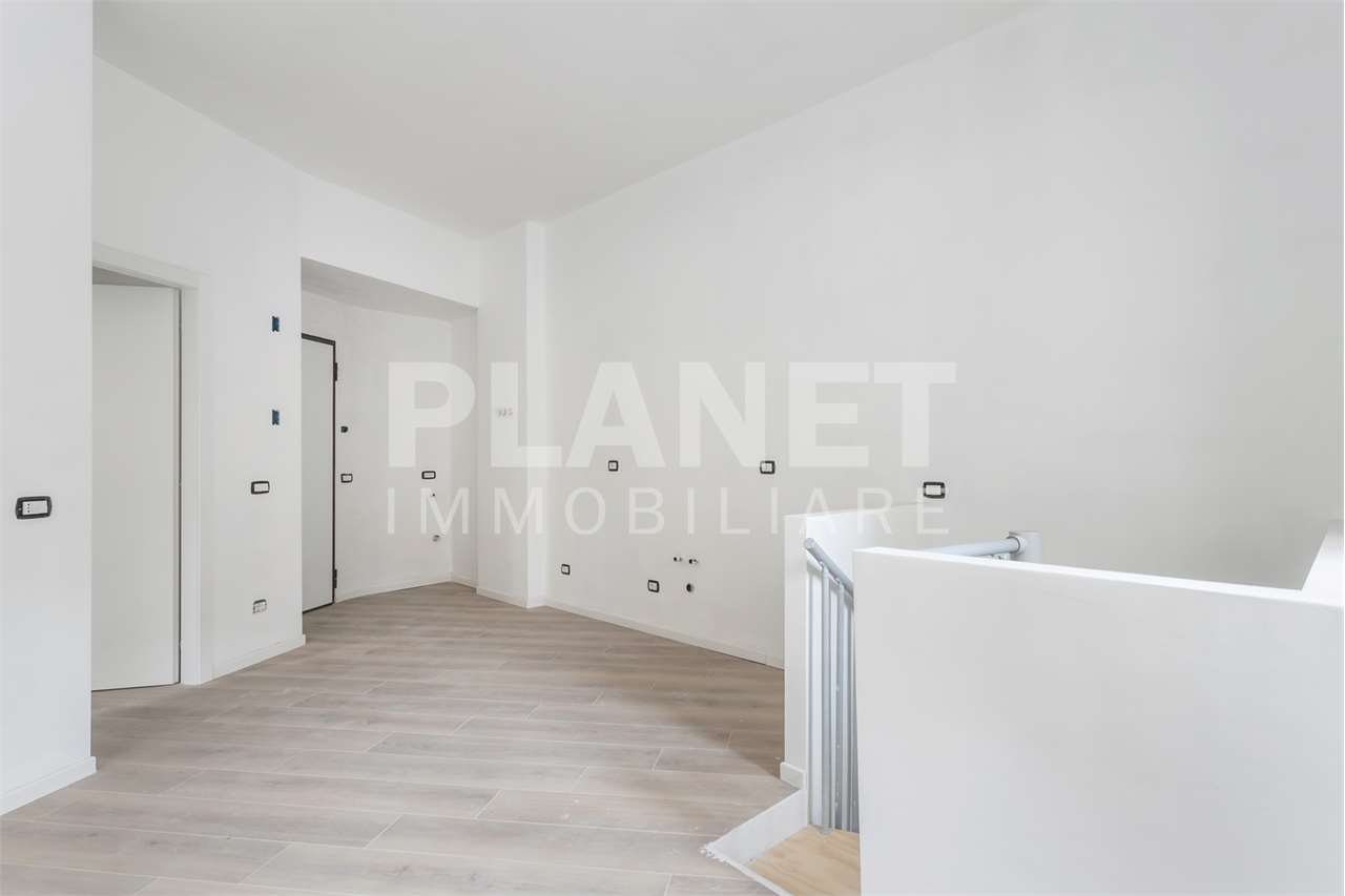 VENDITA 3 Locali, Milano, 368.000 Euro