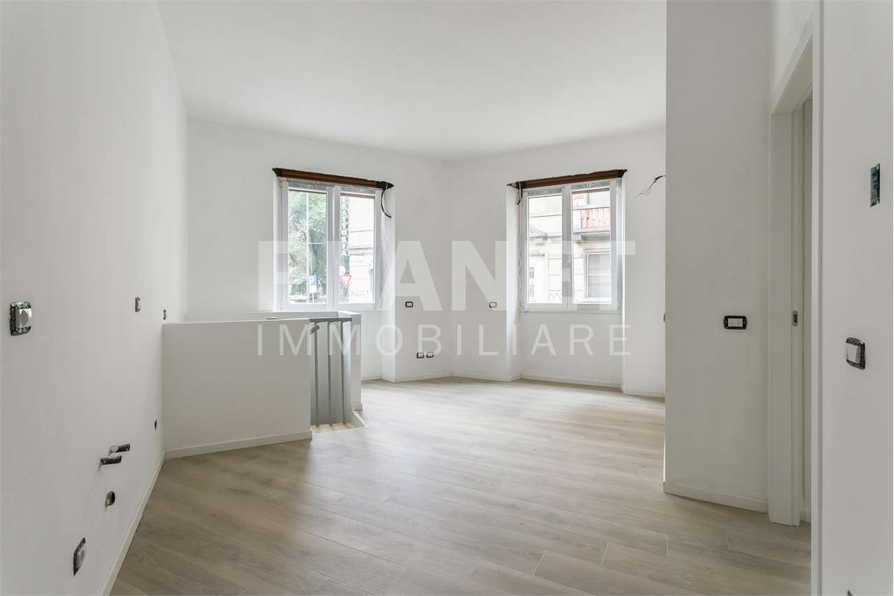 VENDITA 3 Locali, Milano, 368.000 Euro