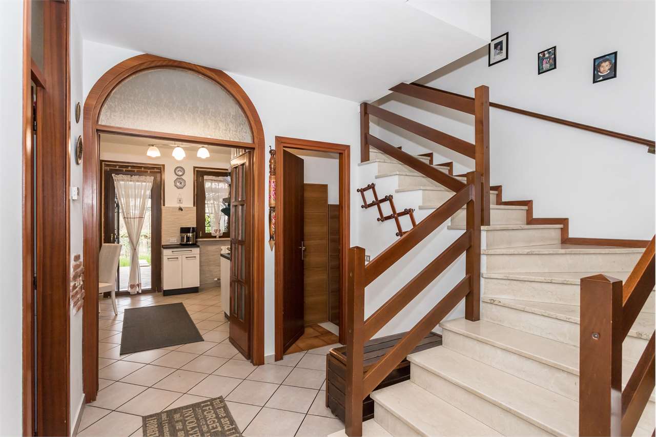 VENDITA Villetta schiera, Basiano, 338.000 Euro
