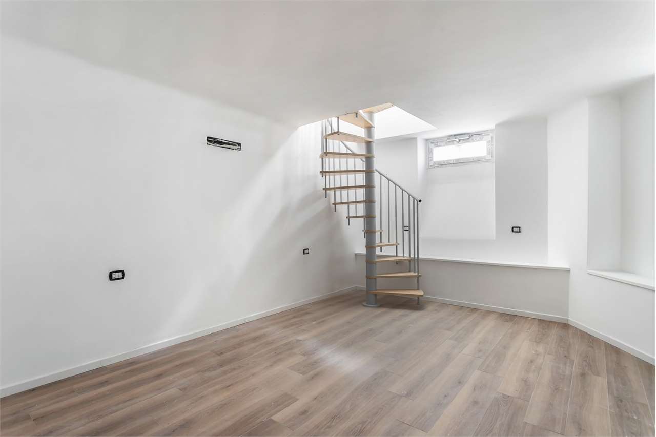 VENDITA 2 Locali, Milano, 368.000 Euro