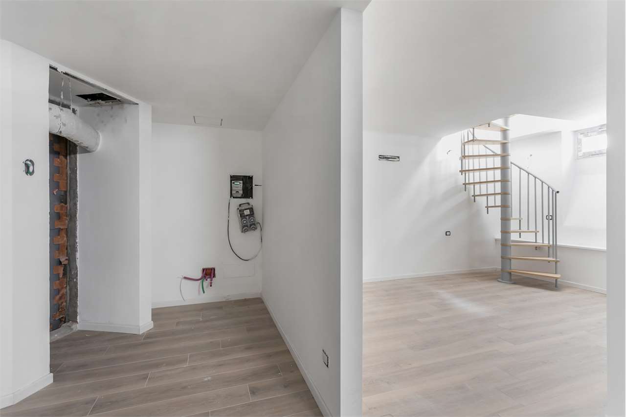 VENDITA 2 Locali, Milano, 368.000 Euro