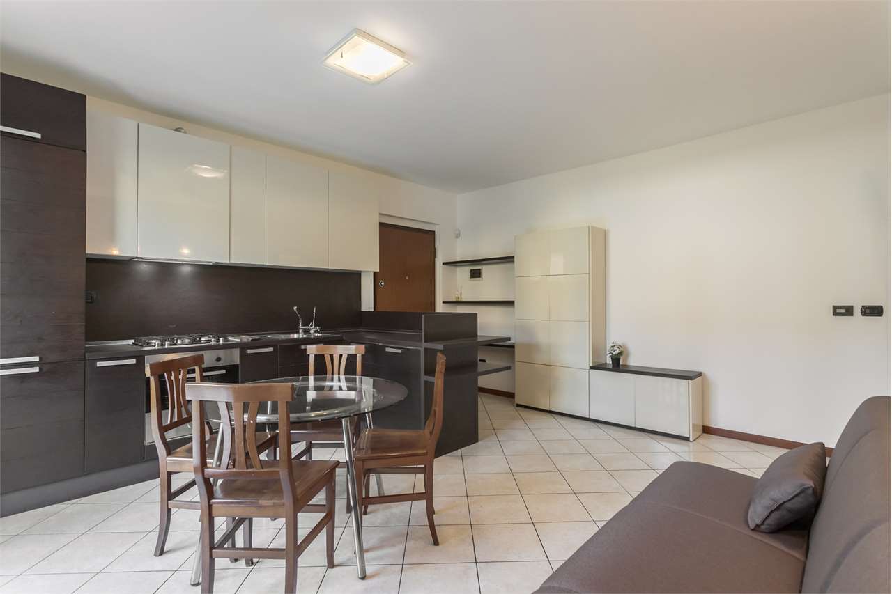 VENDITA 3 Locali, Roncello, 155.000 Euro