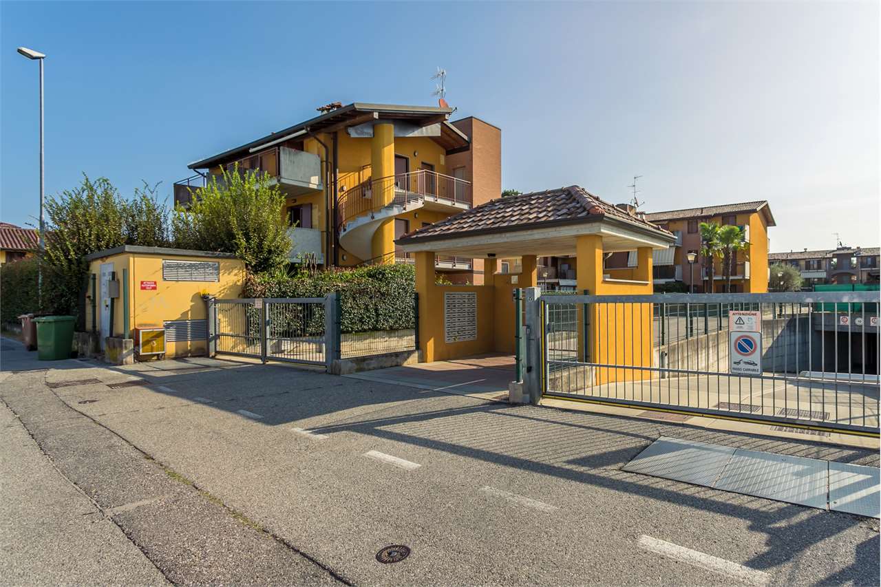 VENDITA 3 Locali, Roncello, 155.000 Euro