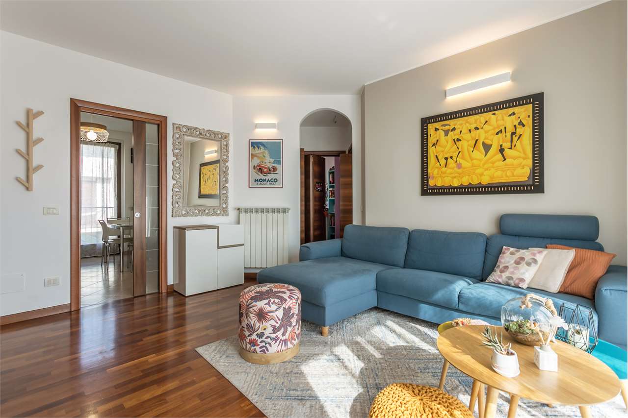 VENDITA 3 Locali, Busnago, 168.000 Euro