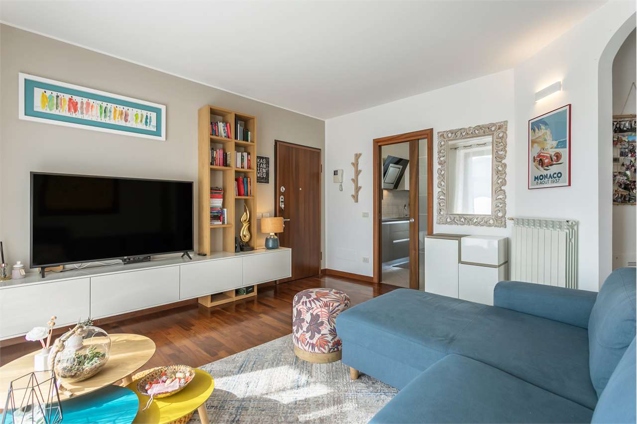 VENDITA 3 Locali, Busnago, 168.000 Euro