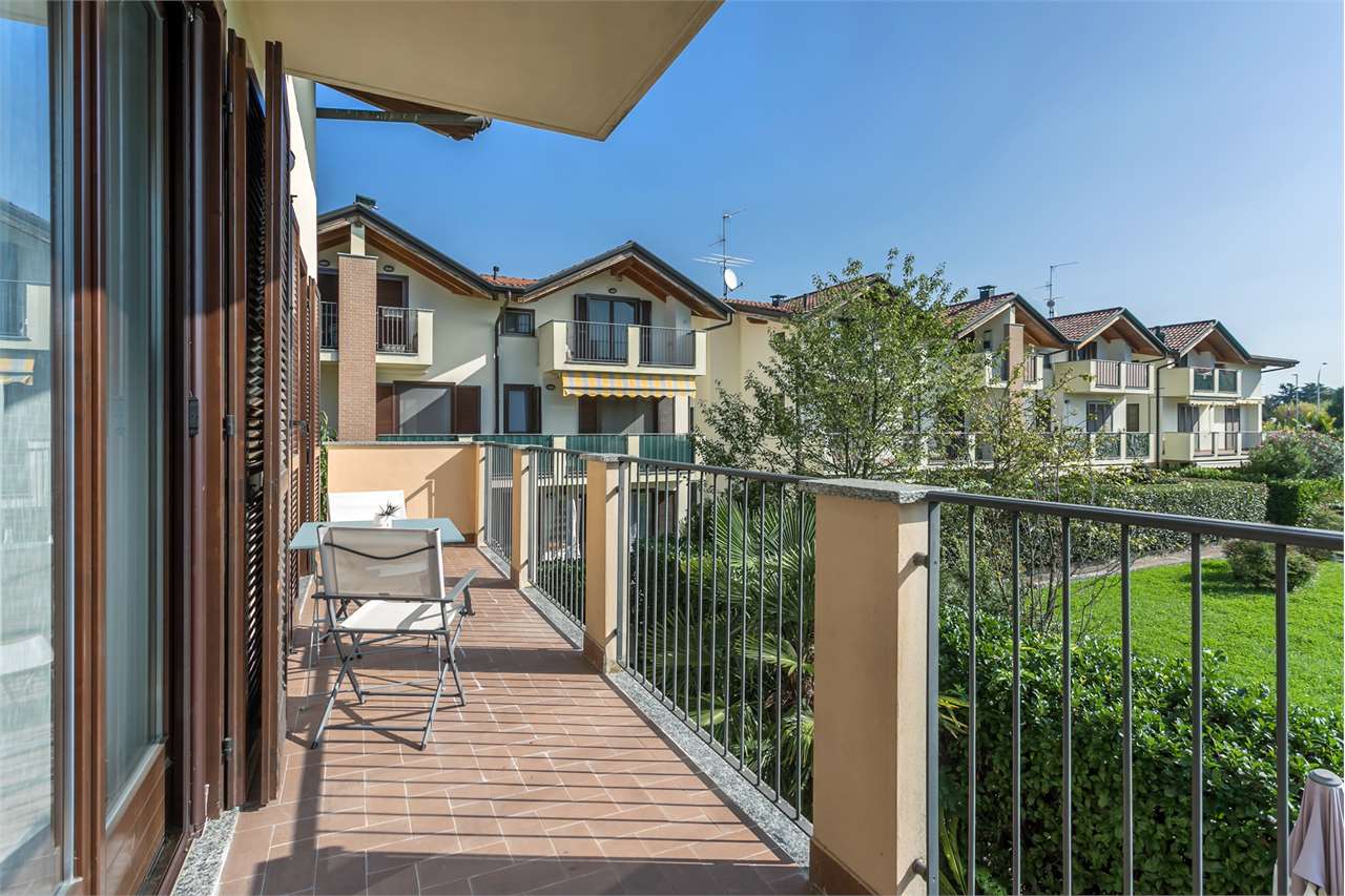 VENDITA 3 Locali, Busnago, 168.000 Euro