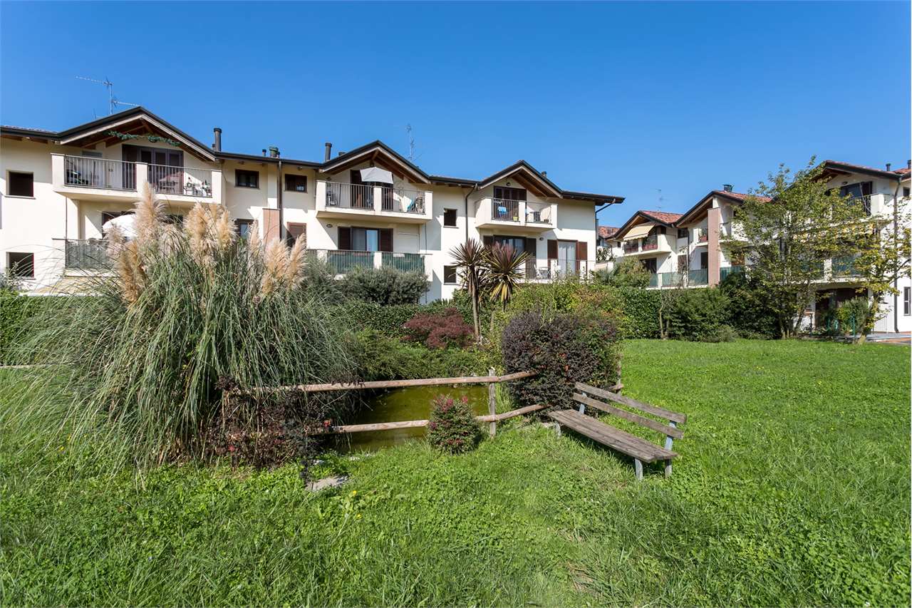 VENDITA 3 Locali, Busnago, 168.000 Euro
