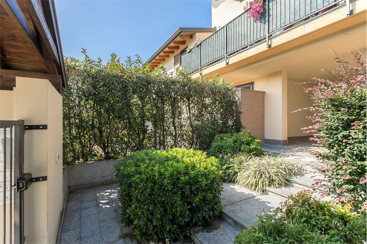 VENDITA 3 Locali, Busnago, 168.000 Euro
