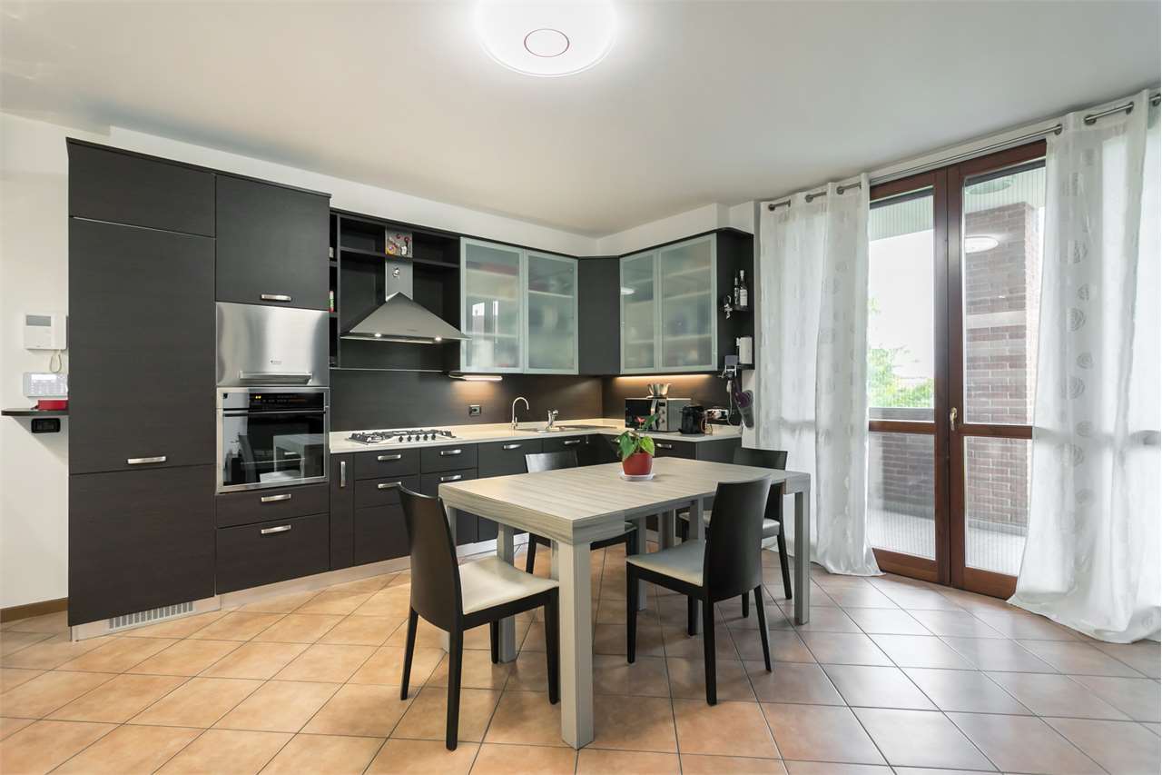 VENDITA 3 Locali, Busnago, 169.000 Euro