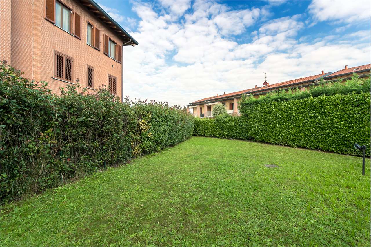 VENDITA 3 Locali, Busnago, 169.000 Euro