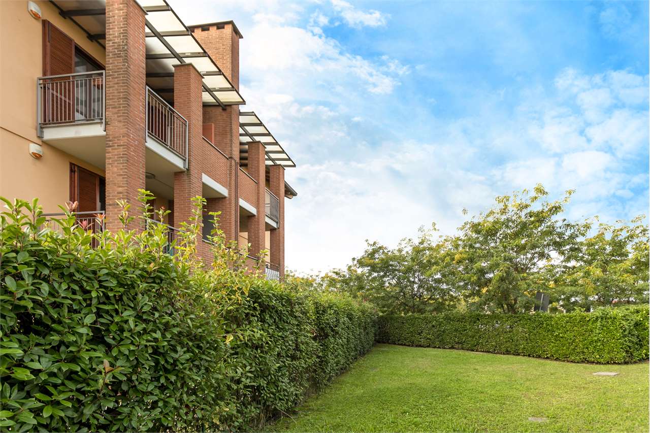 VENDITA 3 Locali, Busnago, 169.000 Euro