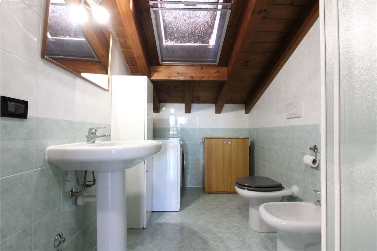VENDITA 2 Locali, Trezzano Rosa, 96.000 Euro