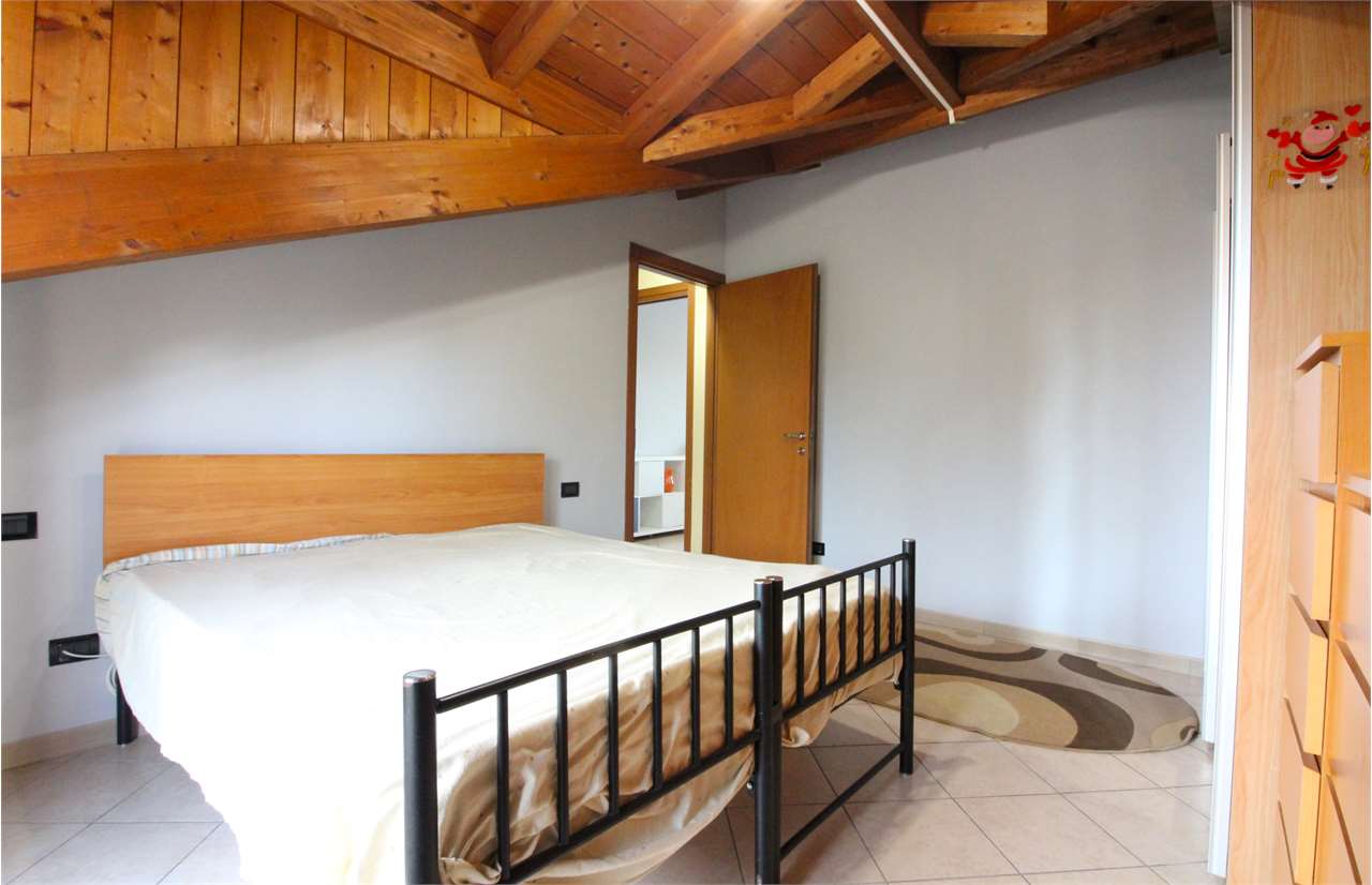 VENDITA 2 Locali, Trezzano Rosa, 96.000 Euro