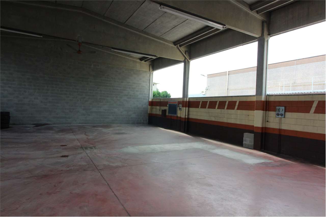 AFFITTO 2 Locali, Roncello, 21.600 Euro