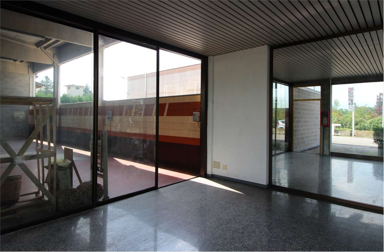 AFFITTO 2 Locali, Roncello, 21.600 Euro