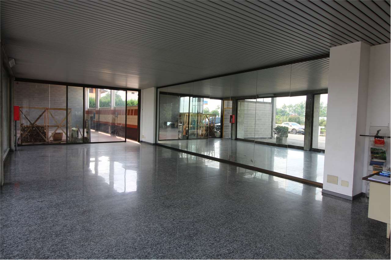 AFFITTO 2 Locali, Roncello, 21.600 Euro