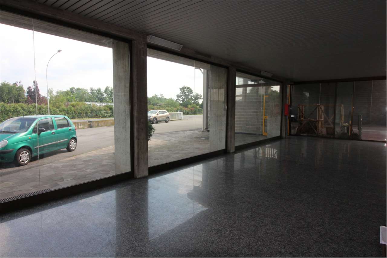 AFFITTO 2 Locali, Roncello, 21.600 Euro