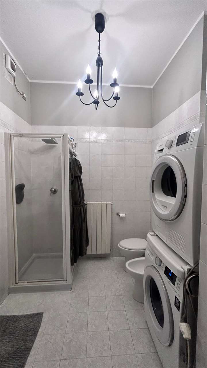 VENDITA 3 Locali, Monza, 445.000 Euro