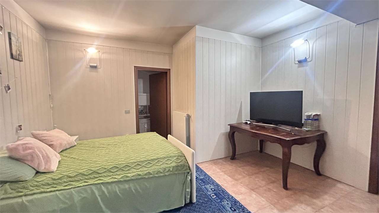 VENDITA 3 Locali, Monza, 445.000 Euro