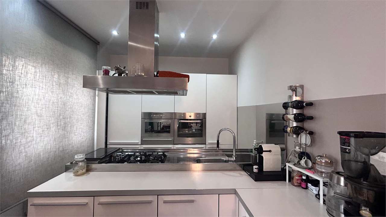 VENDITA 3 Locali, Monza, 445.000 Euro