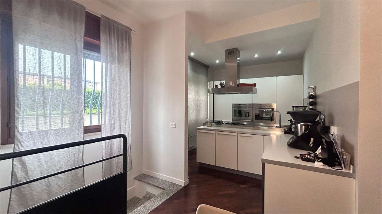 VENDITA 3 Locali, Monza, 445.000 Euro