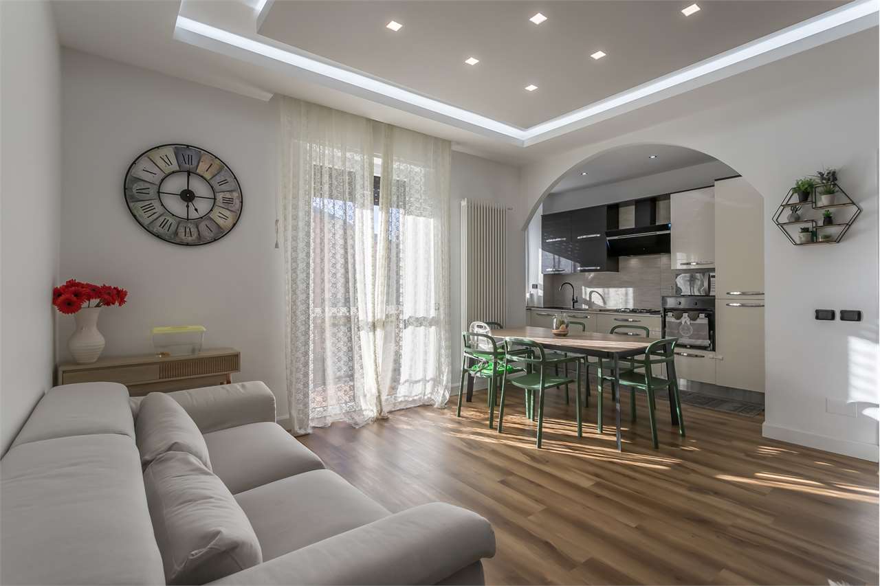 VENDITA 3 Locali, Carugate, 280.000 Euro